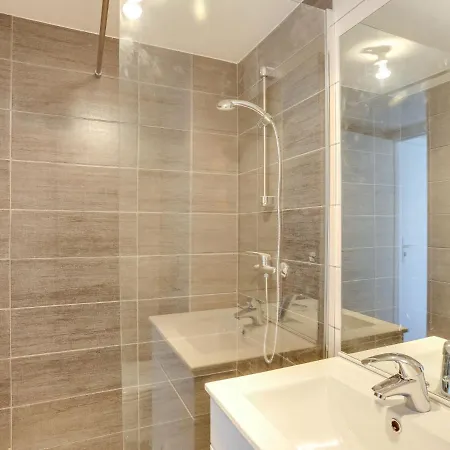 Appartement Les Sables D'aiguebelle-1 By Interhome Aigue-Belle